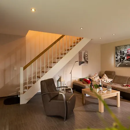 Hoedur هاسلفيلد